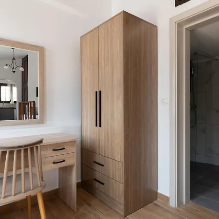 Anthi Luxury Villa *