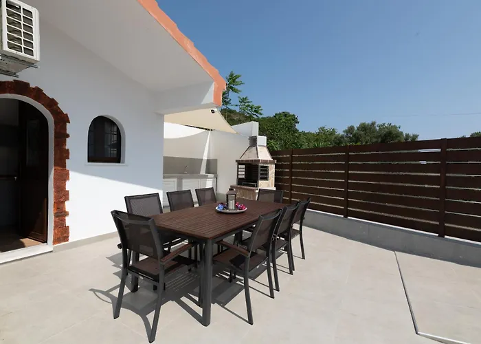 Anthi Luxury Villa