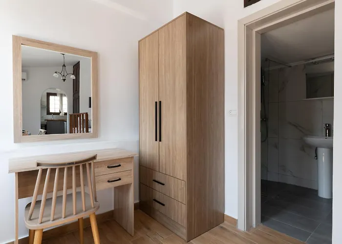 Anthi Luxury Vilă *